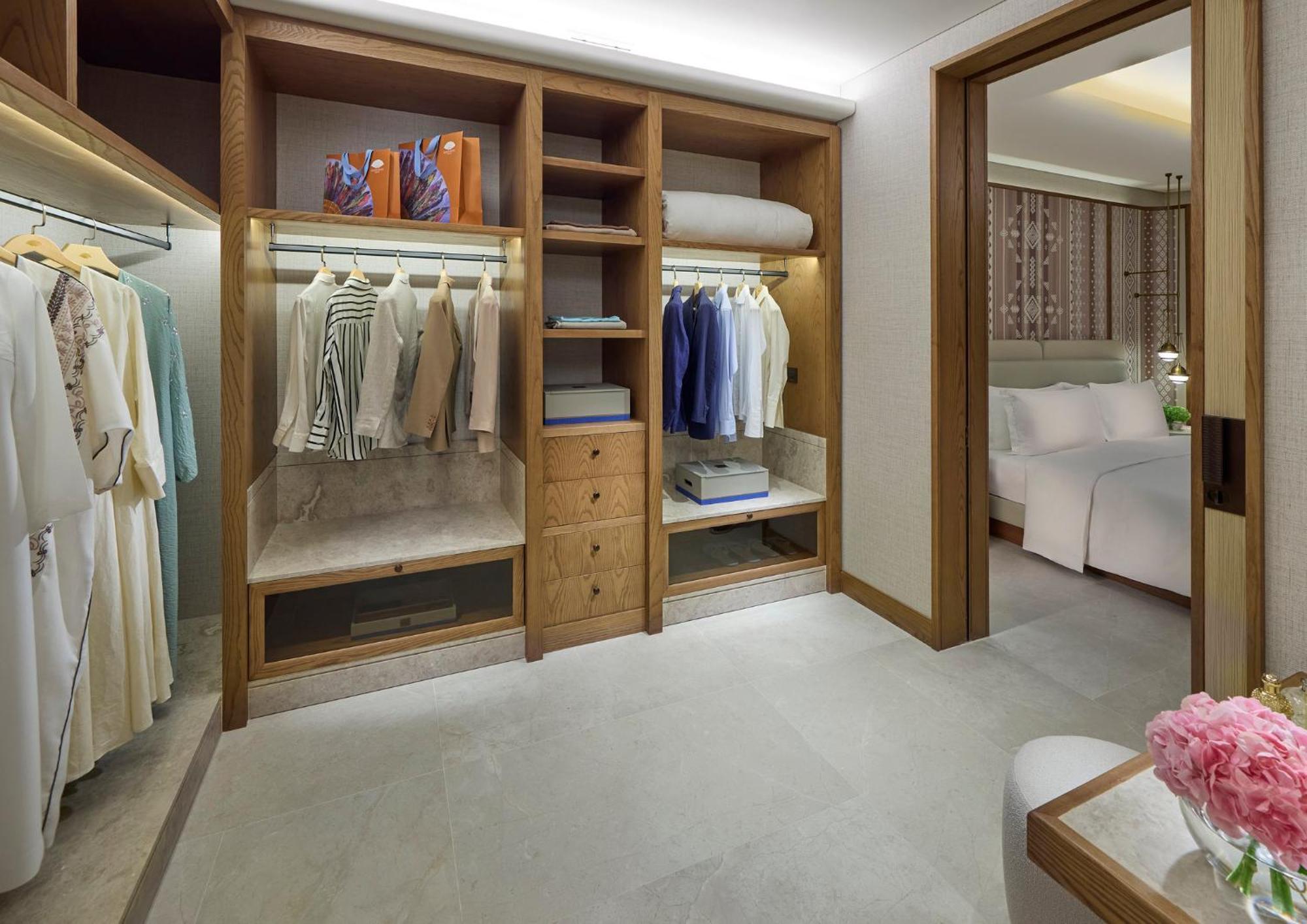 فندق Mandarin Oriental, مسقط المظهر الخارجي الصورة
