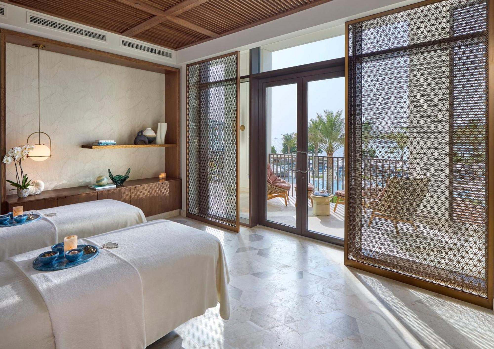 فندق Mandarin Oriental, مسقط المظهر الخارجي الصورة