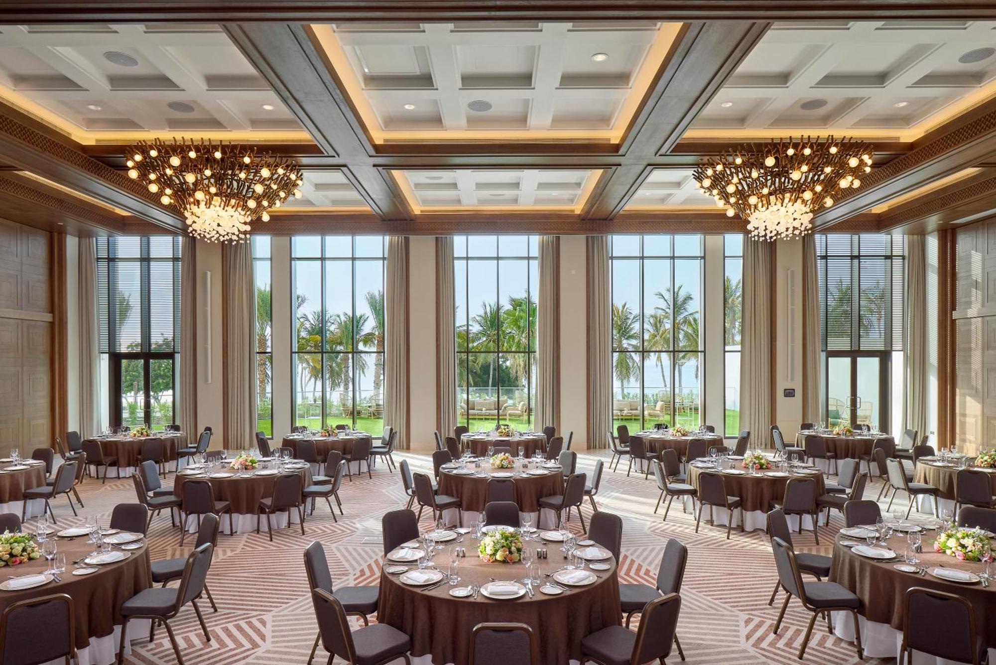 فندق Mandarin Oriental, مسقط المظهر الخارجي الصورة